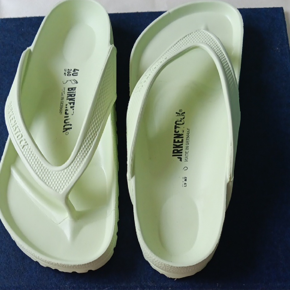 Birkenstock Women's Green Flip Flops